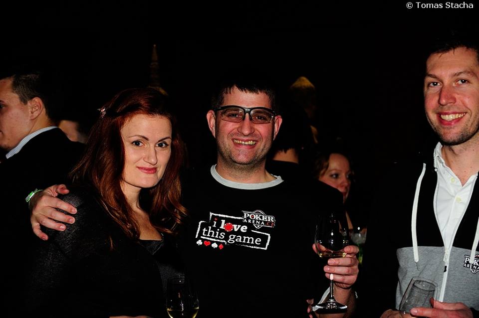 Party poker vs pokerstars
