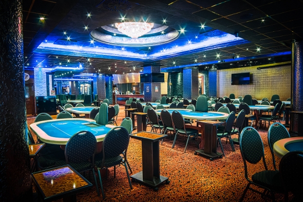 Hrat poker bratislava
