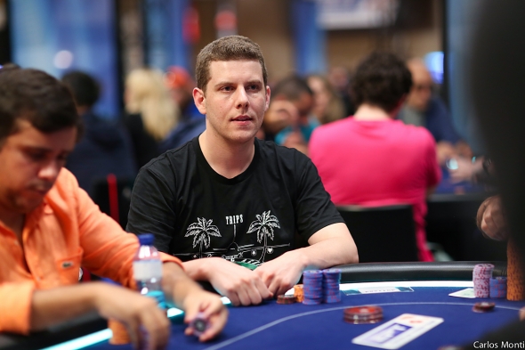 Ari Engel patří mezi nejpilnější hráče na živém pokerovém okruhu