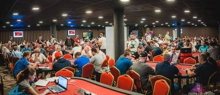 Olomoucká Poker Fever: 2 532 hráčů, 3 843 entries a 12,5 milionu v prize poolech
