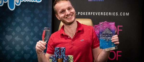 Jirka Horák vítězí v Poker Fever OFC Pineapple