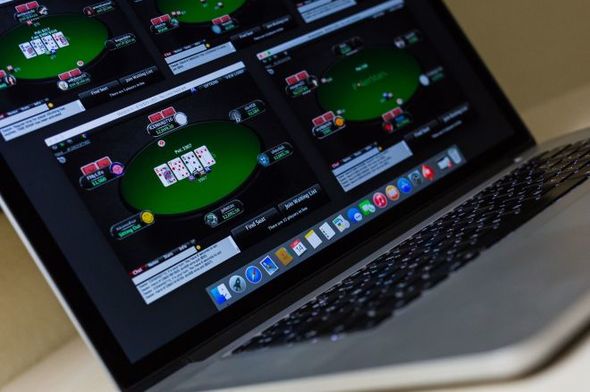 PokerStars řeší&quot;problémy s připojením omezením počtu CG a Zoom stolů