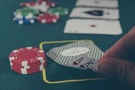 Indiferentní bod pro blufování v pokeru
