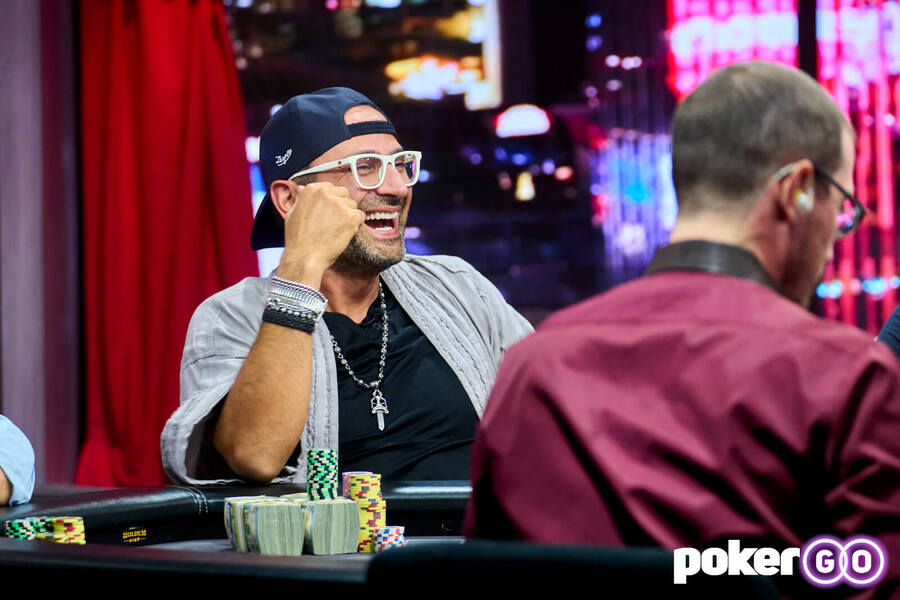 Antonio Esfardiari hraje High Stakes na PokerGo.com