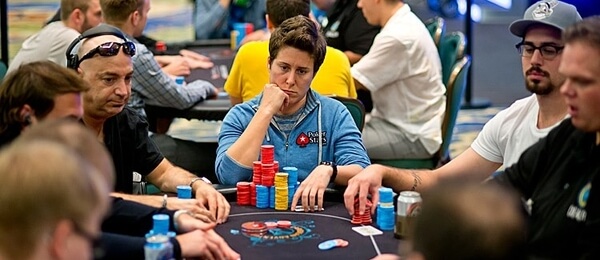 Vanessa Selbst finalistkou high rolleru