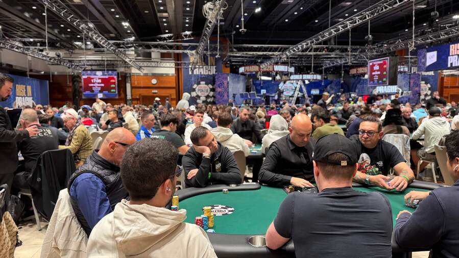 Co je handreading v&nbsp;pokeru?
