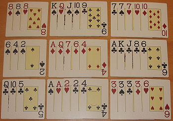 Takto vypadají zhotovené kombinace v čínském pokeru (zdroj fotografie - en.wikipedia.org)