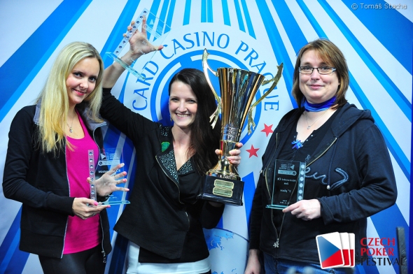 Vítězkou Mistrovství ČR žen v pokeru se během Czech Poker Festivalu 2013 stala Ilona Šenkeříková