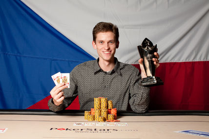 Jan Škampa vyhrál v roce 2009 EPT v Praze a je jediným českým šampionem European Poker Tour