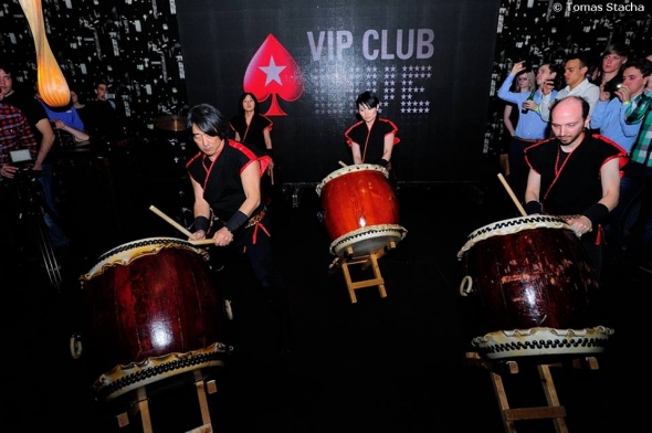 PokerStars VIP Club Live Prague - japonští bubeníci