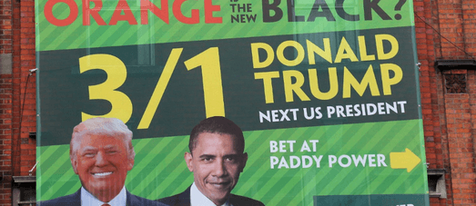 Billboard sázkovky Paddy Power k americkým prezidentským volbám