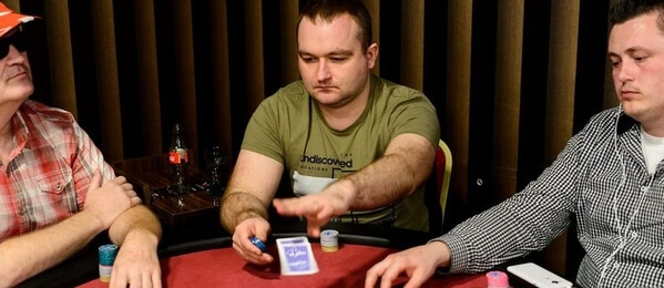 V úvodním flightu Poker Fever byl nejúspěšnější Marcin Jaworski 
