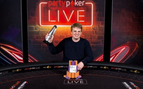 Vojta Růžička vítězí v £10k High Rolleru partypoker MILLIONS Nottingham