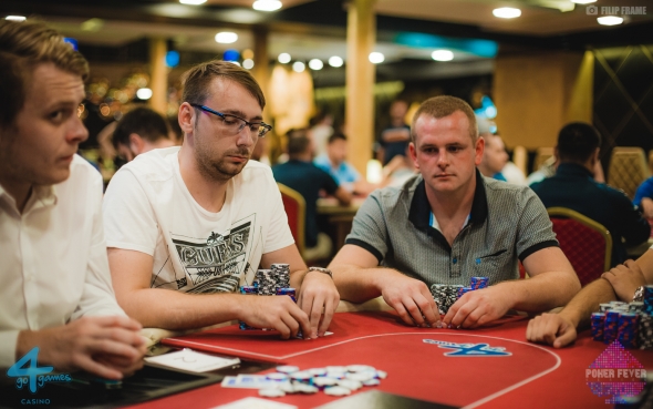 Chalcař vede trojici Čechů do finále Poker Fever