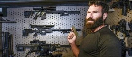 Dan Bilzerian vrací úder svým kritikům