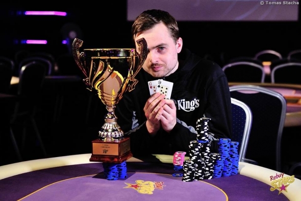 Martin Kabrhel vítězí v Super High Rolleru Prague Poker Masters