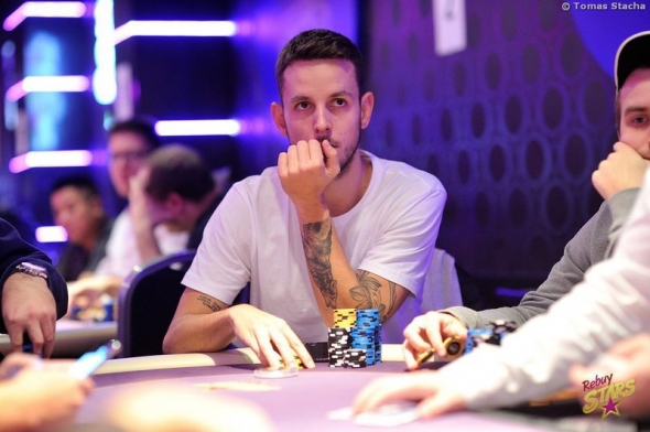 Filip Mikuláš vede finalisty listopadové České Pokerové Tour