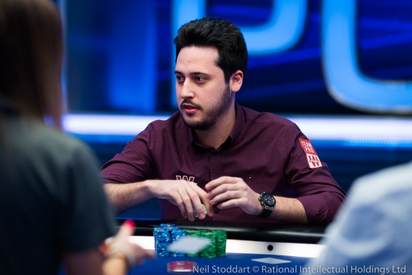 Adrian Mateos vede finalisty Main Eventu PokerStars Caribbean Adventure