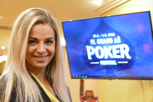 Online report: Main Event Grand Aš Poker Festival - den 1A