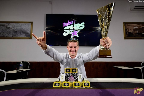 Pavel Mareček vítězí v hlavním turnaji Prague Century Pokerfestu