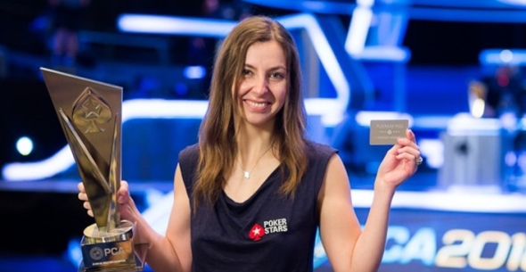Maria Konnikova vyhrává $1,650 event PCA