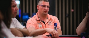 Jan Chrascina vede české hráče po 2. dni Main Eventu Poker Fever