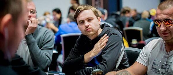 Živě: WSOPE €1,100 Turbo Bounty Hunter