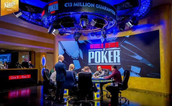 Finálový den Main Eventu WSOPE začínal v šesti hráčích.
