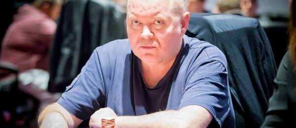 Petr Targa vede 16 českých hráčů do druhého dne partypoker Grand Prix Gala