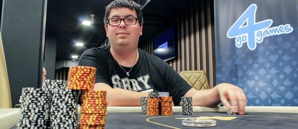 Poker Fever: Karel Kratochvíl zničil další High Roller