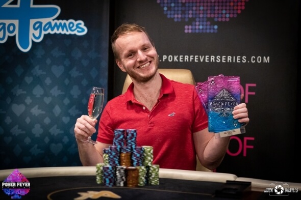Jirka Horák vítězí v Poker Fever OFC Pineapple