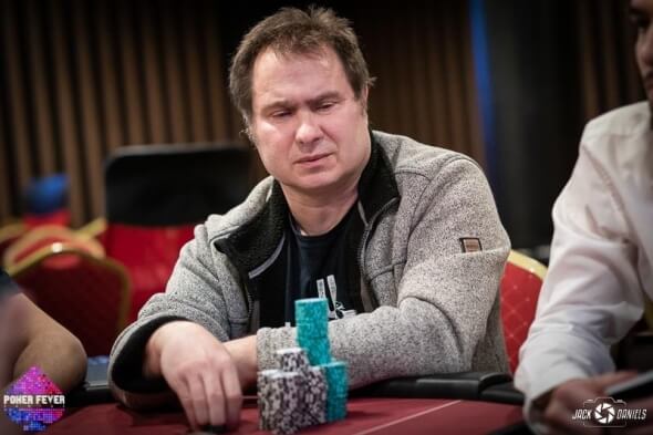 Jarda Peter končí druhý v High Rolleru Poker Fever