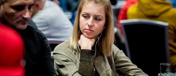 Elena Litvinyuk si zabalila největší stack ve dni 1D