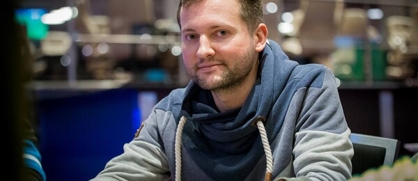 Michal Mrakeš si zahraje druhý den WSOPC Opener