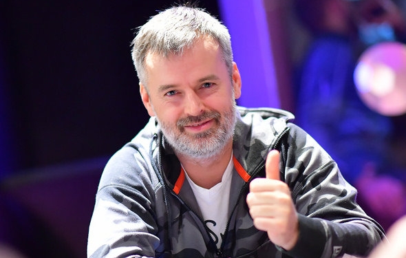 Mirek Prášil vede devítku finalisů IPC Poker Tour
