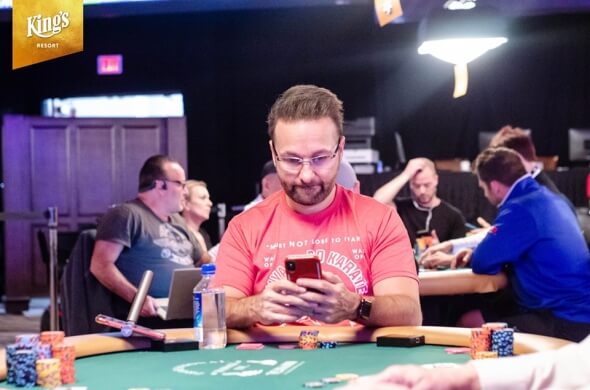 WSOP: Negreanovi těsně utekl sedmý zlatý náramek