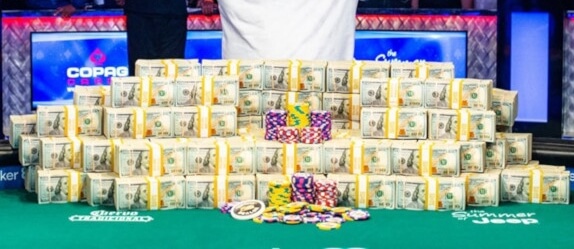 Finalisté Main Eventu WSOP 2019 zaplatí $12 milionů na daních