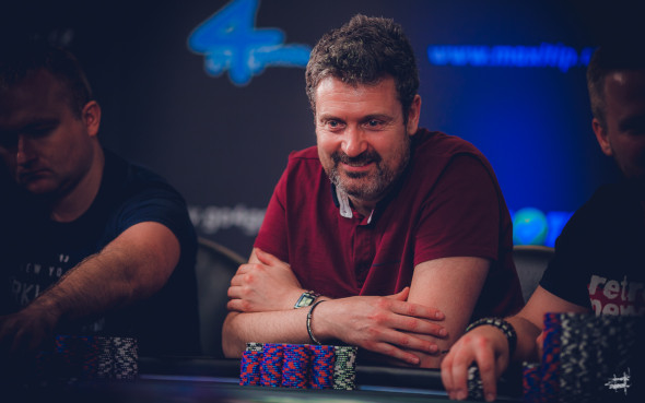 Go4Games: Jaroslav Kovařík vede 23 finalistů Main Eventu Poker Fever