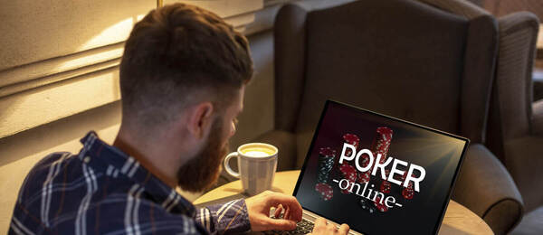 Online poker je v ČR oblíbenou formou zábavy. Hrajte turnaje na licencovaných hernách SYNOTTIP a FORTUNA