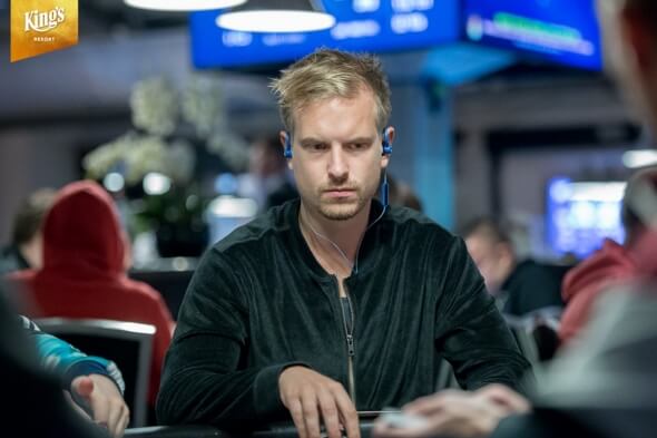 V déčku uspěl i legendární Viktor Isildur1 Blom