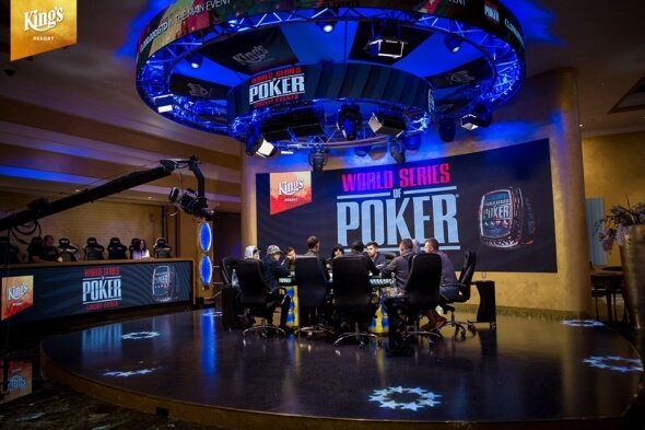 Live stream: Druhý den Main Eventu WSOP Circuit