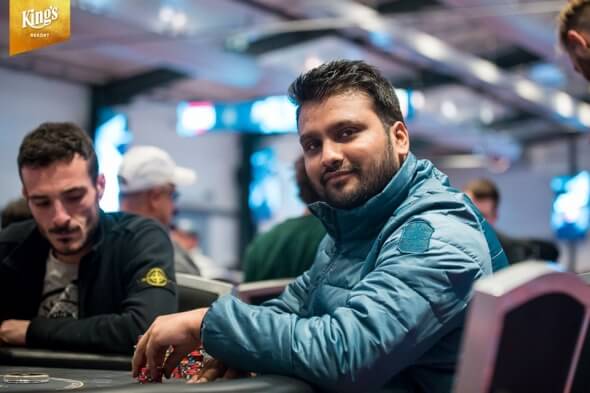 Chipleader po druhém flightu Pulkit Goyal