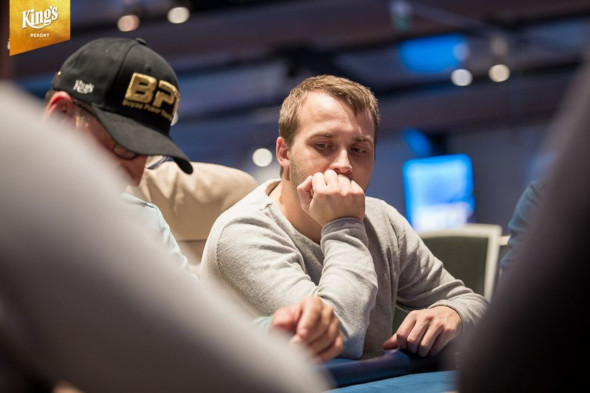 Ondřj Drozd vede finalisty Boyaa Poker Europe