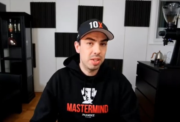 JNandez podle mnohých srabácky vycouval z challenge.