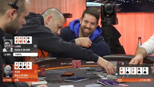 Luke Schwartz v partypoker MILLIONS cash game získává maximum ze svých quads do postupky Roba Yonga.