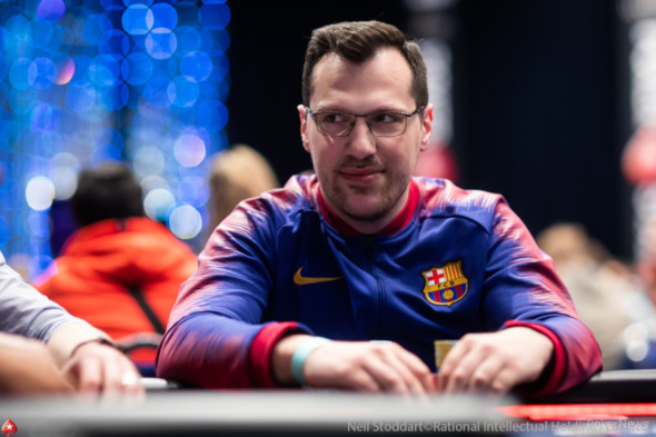 Poker Masters Online: Do vedení jde věčně druhý Artur Martirosian