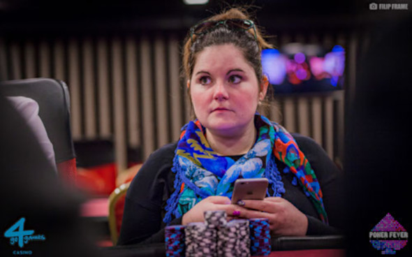 Caribbean Poker Party: Štěpánka Kadlečková postupuje ze dne 1A