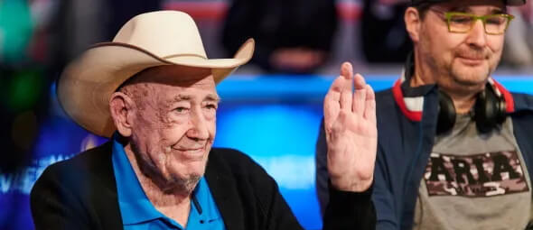 Doyle Brunson hrající WSOP 2021 na PokerGo.com 