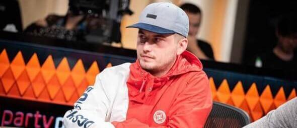Druhý den Main Eventu World Cup of Cards si zahraje i Michael Sklenička