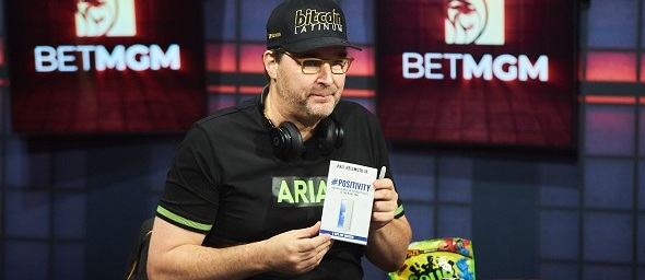 Phil Hellmuth vítězí v High Stakes Duel III. Pozitivity ale příliš nepředvedl